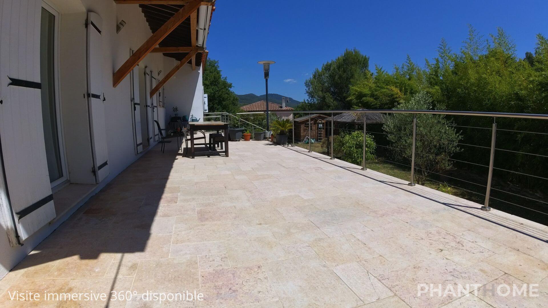 Boulliadisse_01_Extérieur_Terrasse Arrière_1